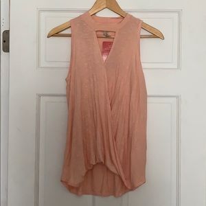 EVEREVE - Allison Joy Pink Top - Size XS